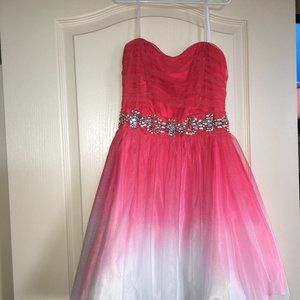 Strapless Red Ombre short formal dress Size 3/4 $40